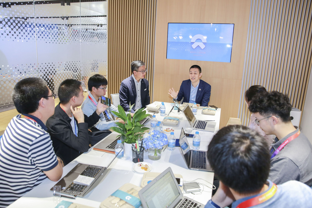 李斌首度披露蔚来上市计划，承认ES8量产延期缩略图